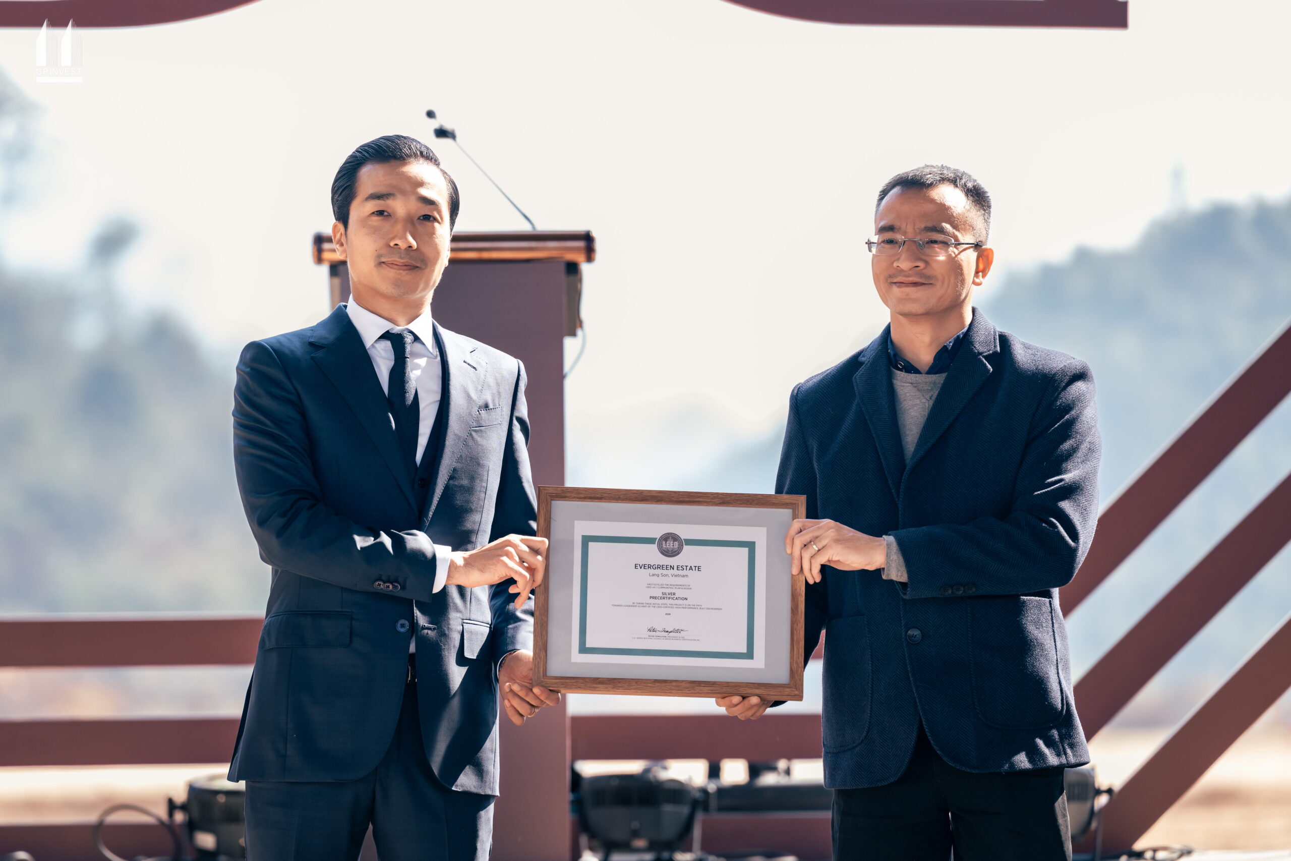 Lễ trao chứng nhận LEED Silver cho Evergreen Estate